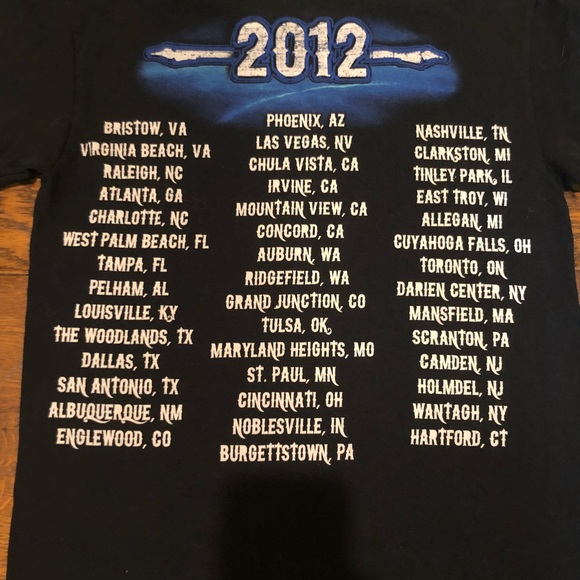 Woman’s small Kiss concert t shirt 2012 with dates - Picture 3 of 5